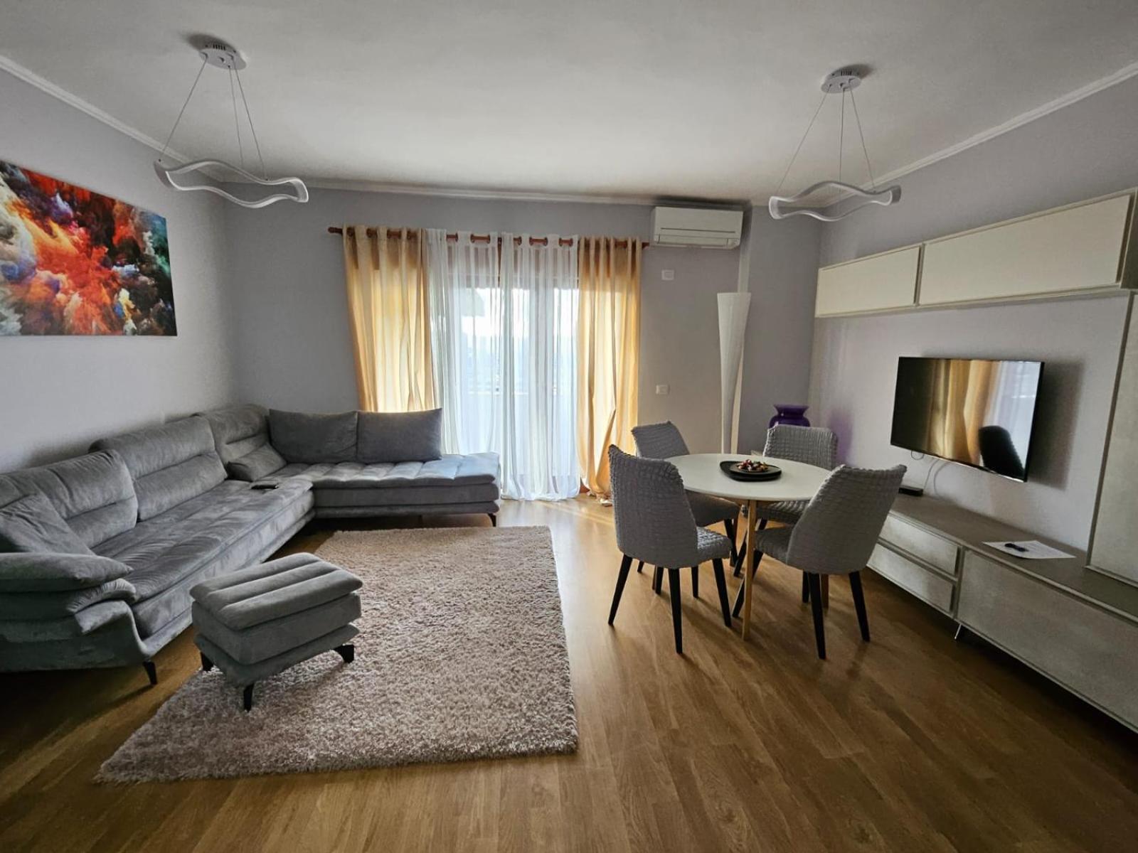 Ferienwohnung Sky Dwelling Tirana Exterior foto